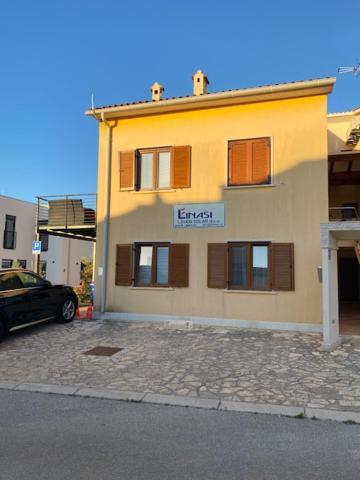 Apartman L. Banjole Luaran gambar